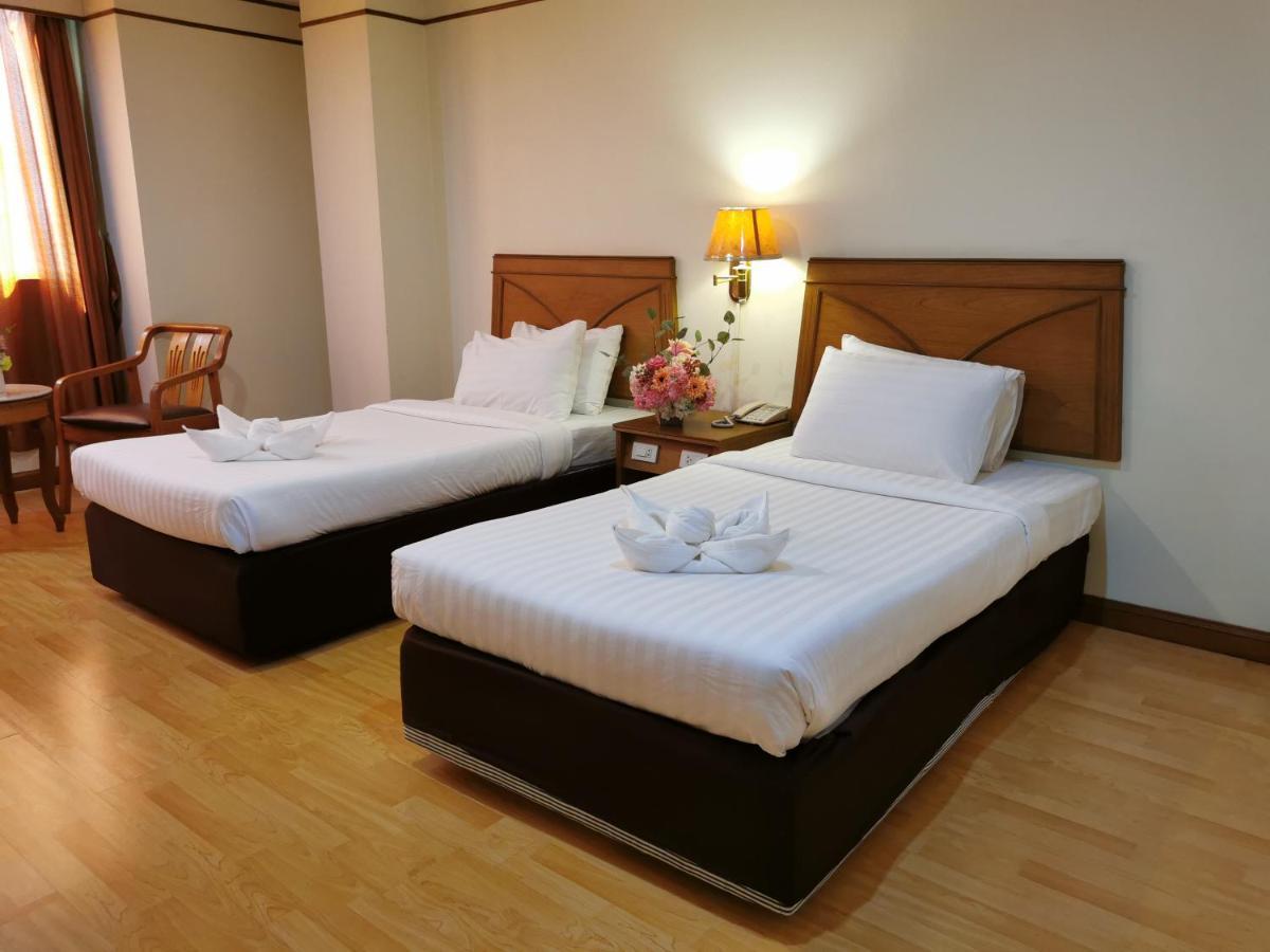 Morakot Twin Chumphon Exterior foto