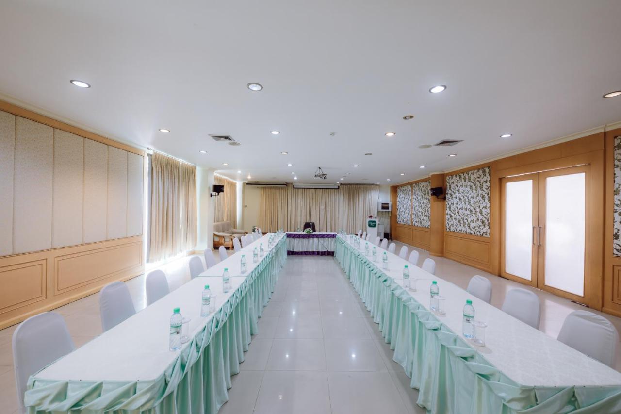 Morakot Twin Chumphon Exterior foto